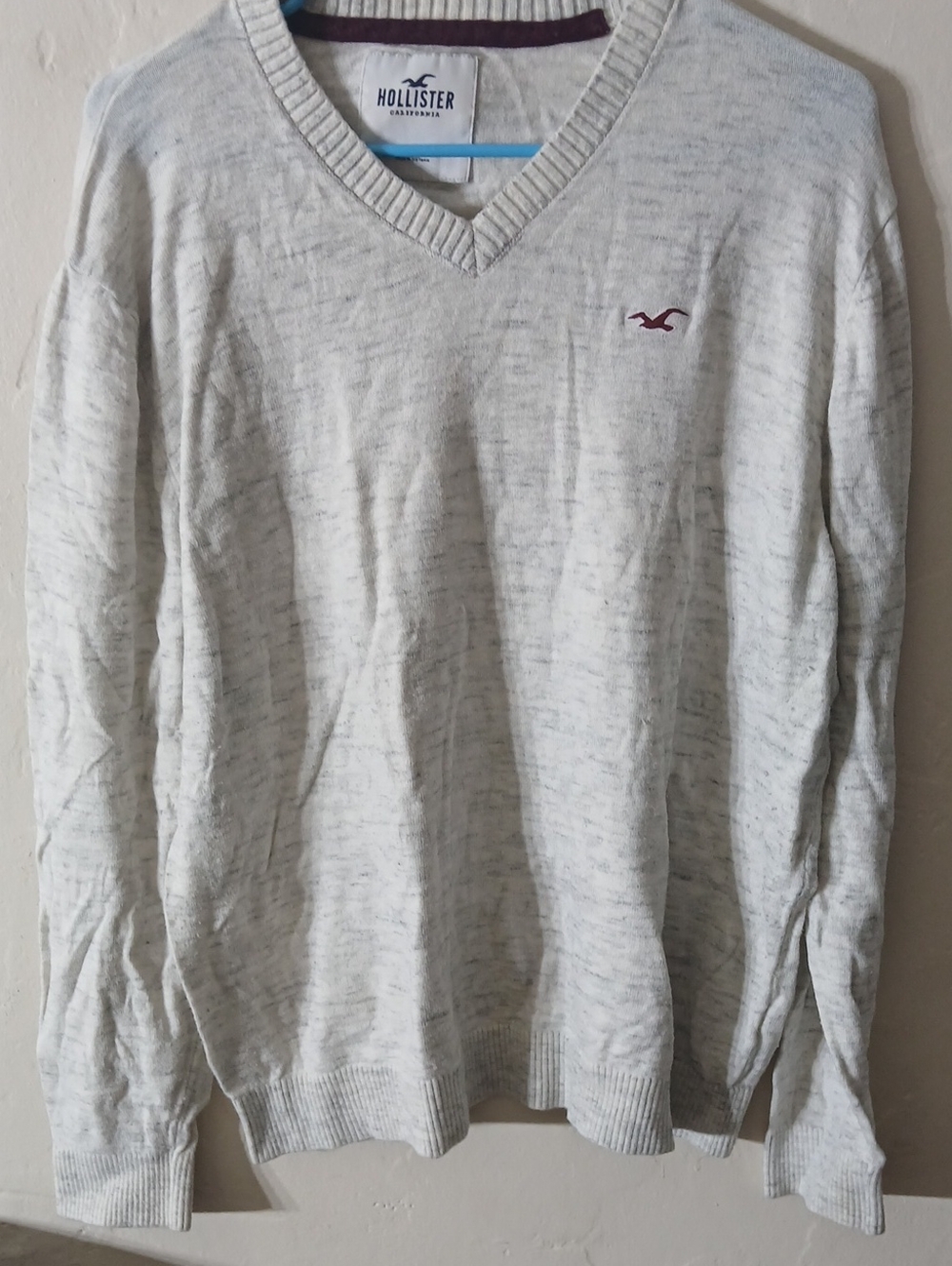 Hollister Men's Heather Light Gray V-Neck Sweater with Marled Stitch Size XXL